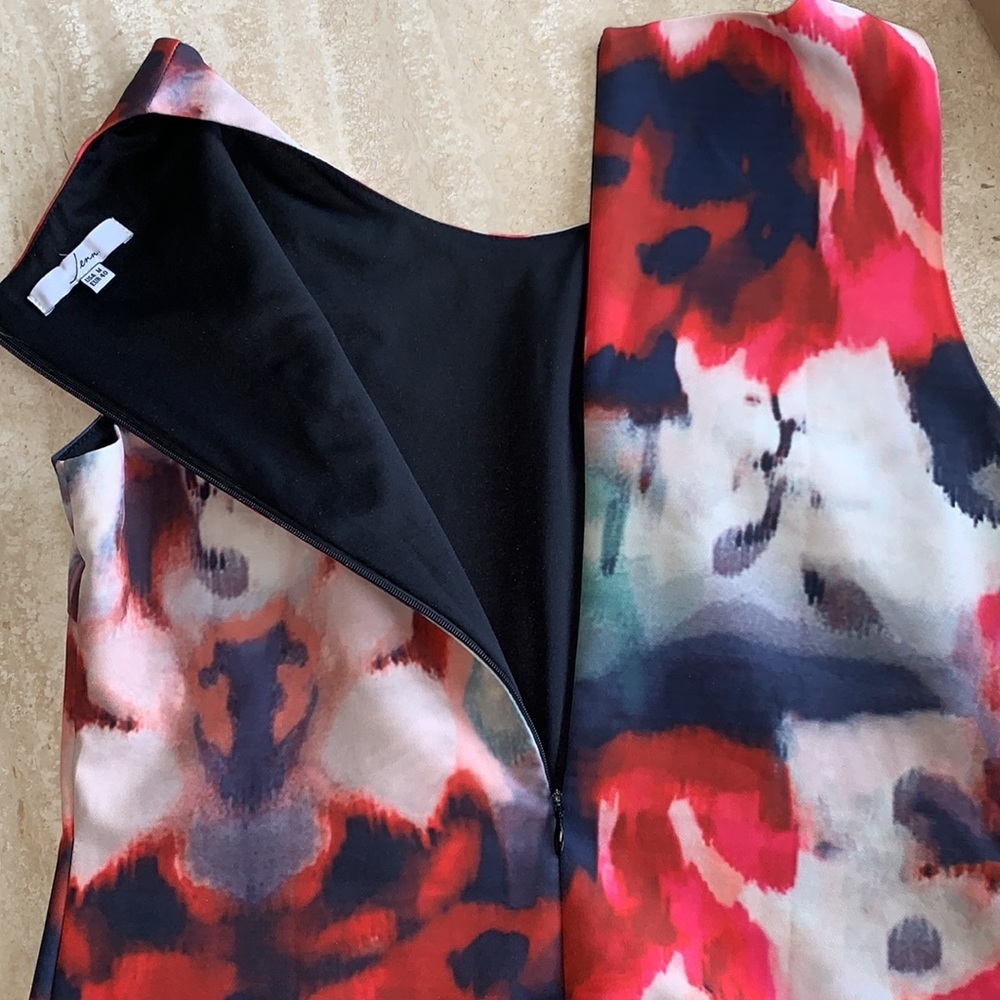 Vintage JENN sleeveless dress, sheath, red & purple on cream, back zipper. 40 - Picture 10 of 17